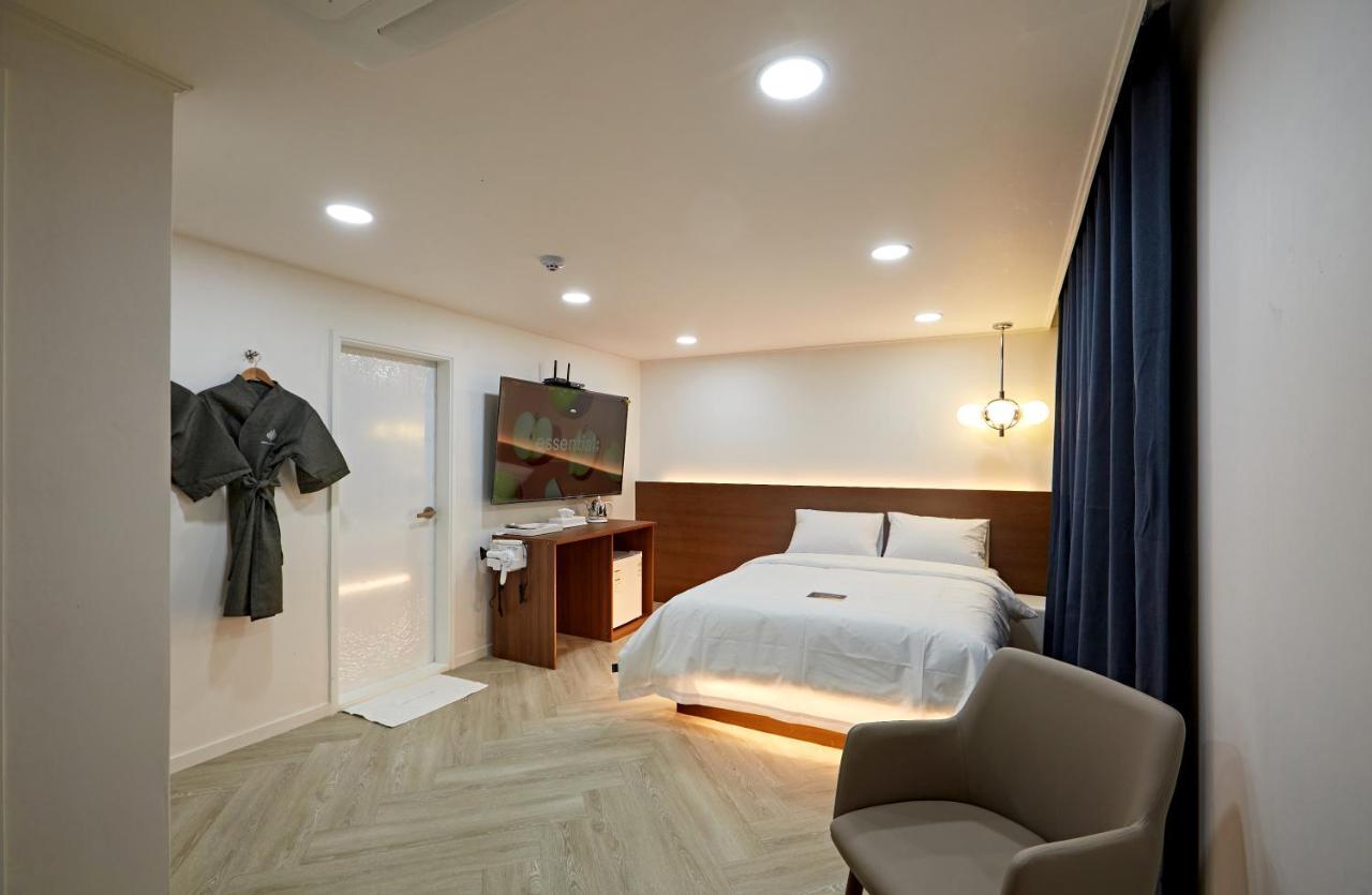 Hotel Sounds Jeonju Exteriör bild