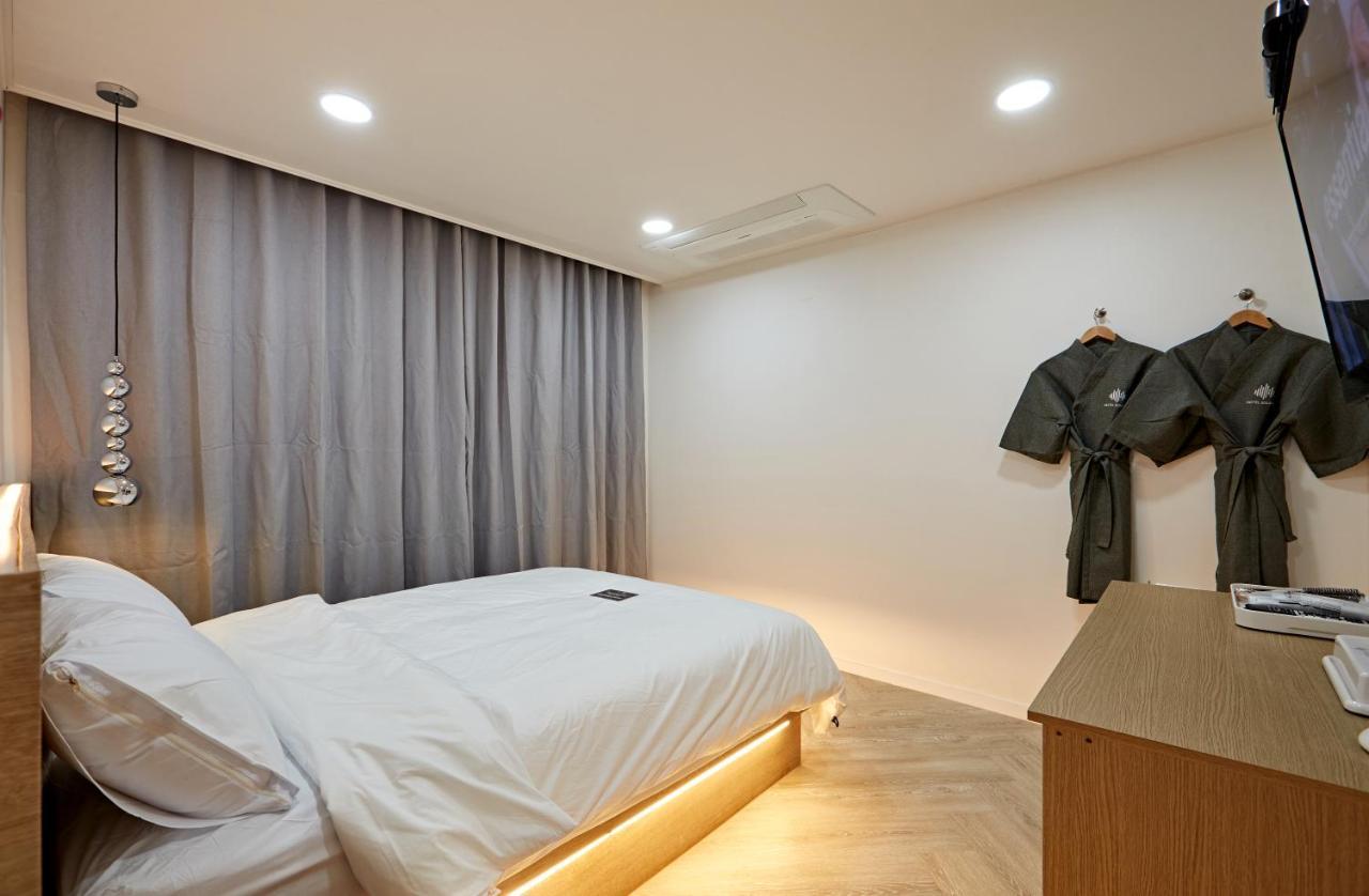 Hotel Sounds Jeonju Exteriör bild