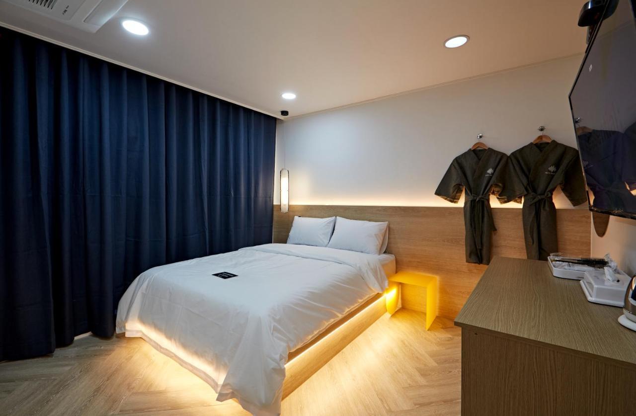 Hotel Sounds Jeonju Exteriör bild