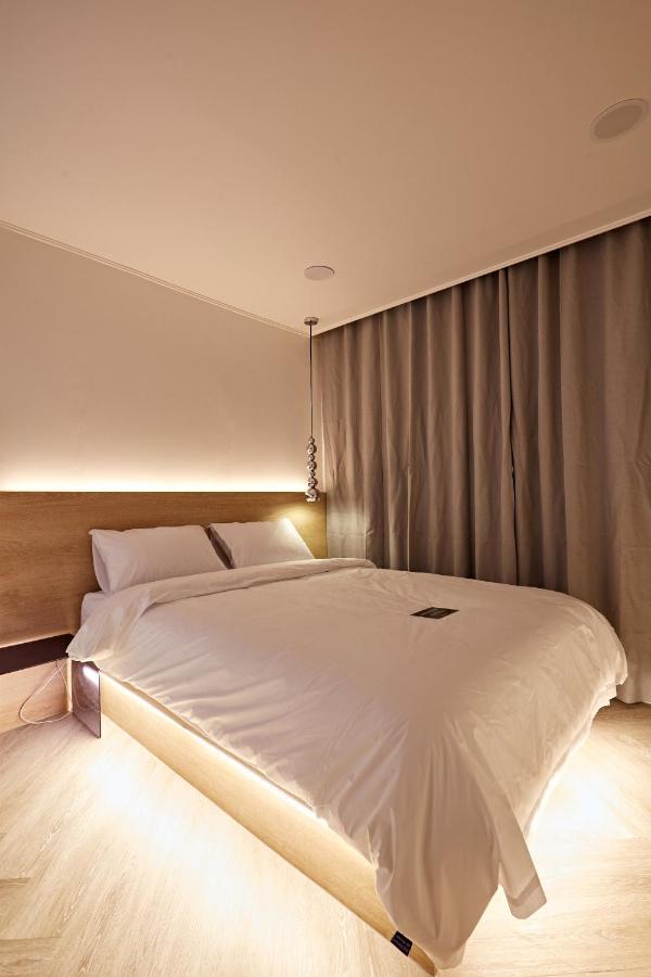 Hotel Sounds Jeonju Exteriör bild