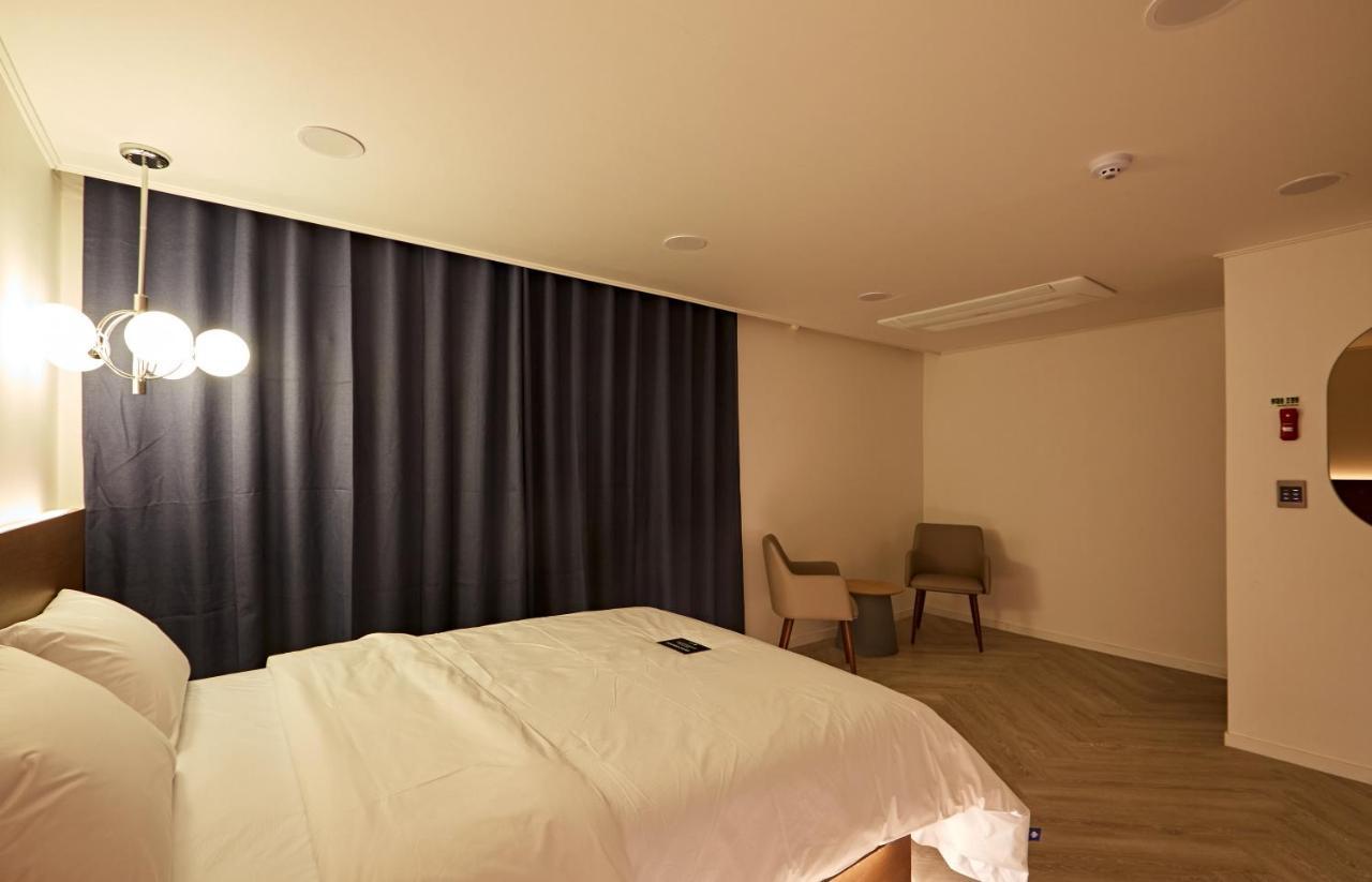 Hotel Sounds Jeonju Exteriör bild